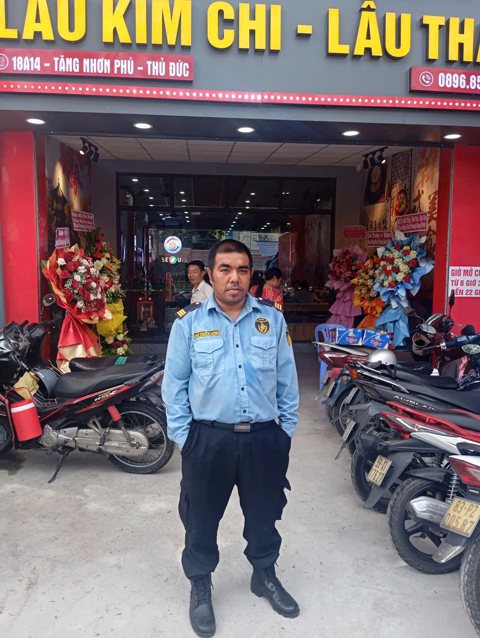 Bảo vệ cửa hàng